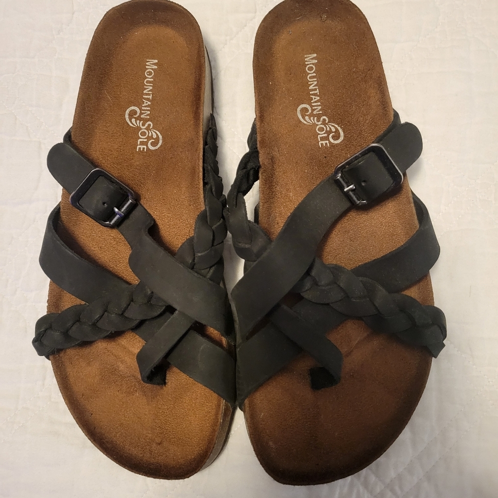 Sandles
